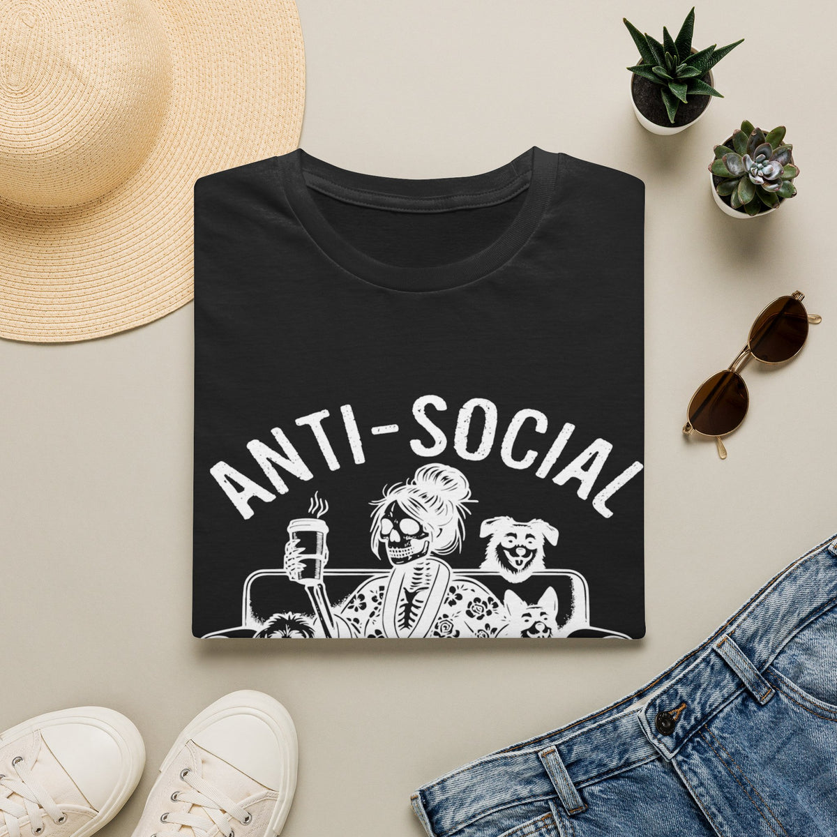 Anti Socail Dog Mom wht t-shirt