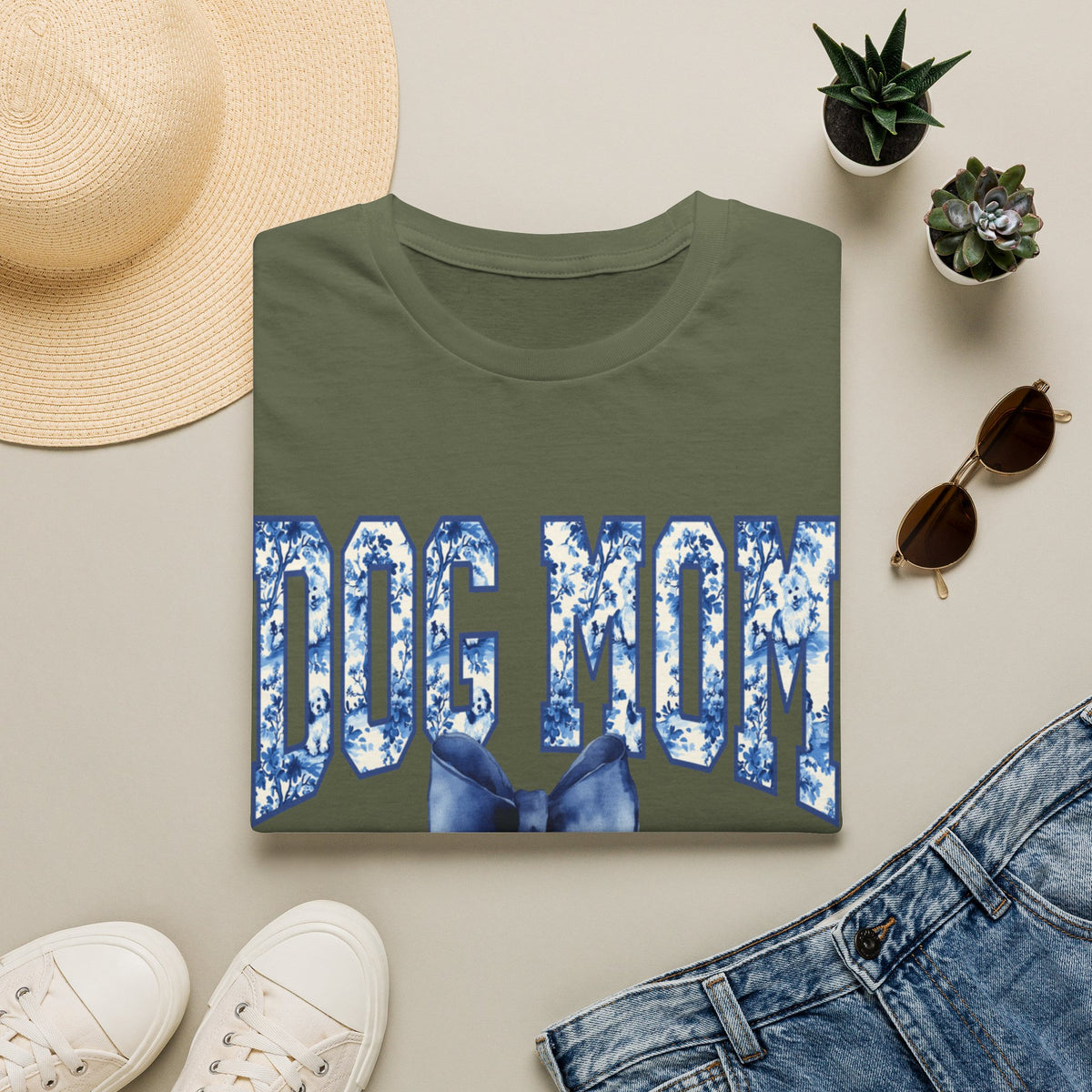 Dog Mom Chinoiserie t-shirt