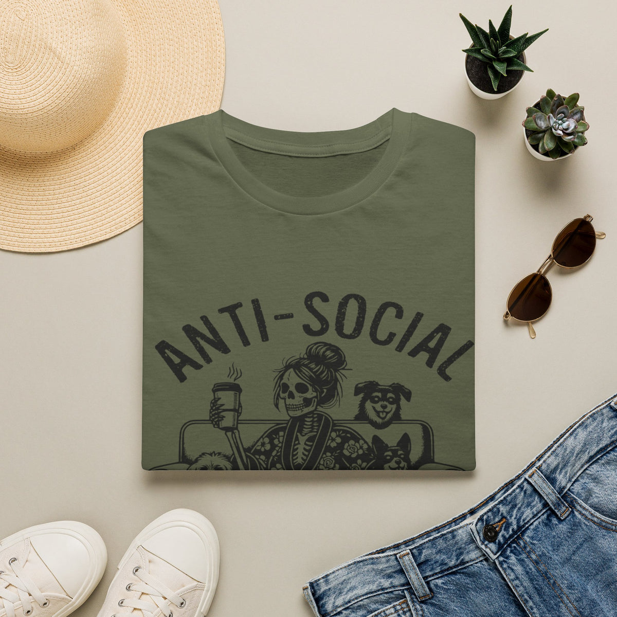 Anti Socail Dog Mom blk t-shirt