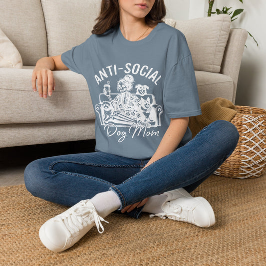 Anti Socail Dog Mom wht t-shirt