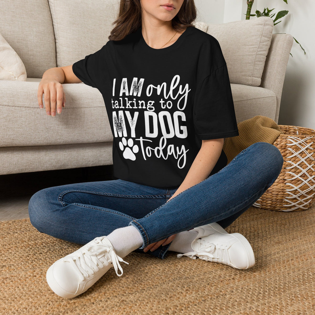 talking to dog today wht t-shirt