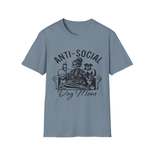 Anti Socail Dog Mom blk t-shirt