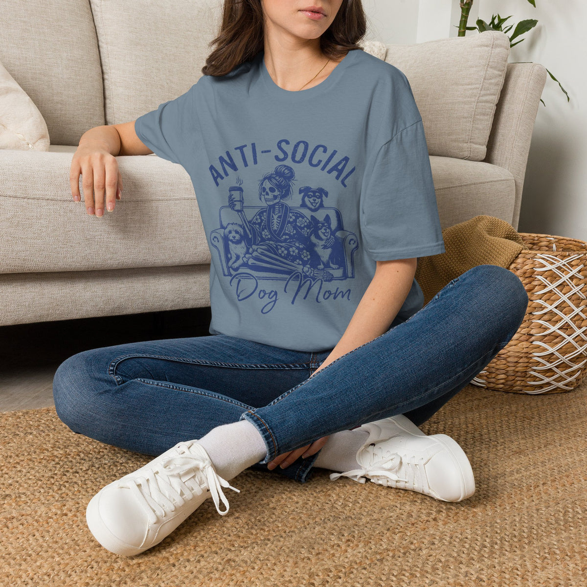 Anti Socail Dog Mom blu t-shirt