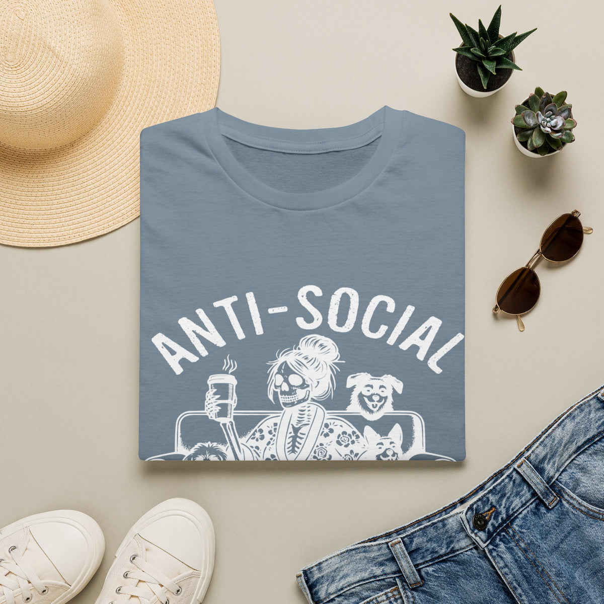 Anti Socail Dog Mom wht t-shirt