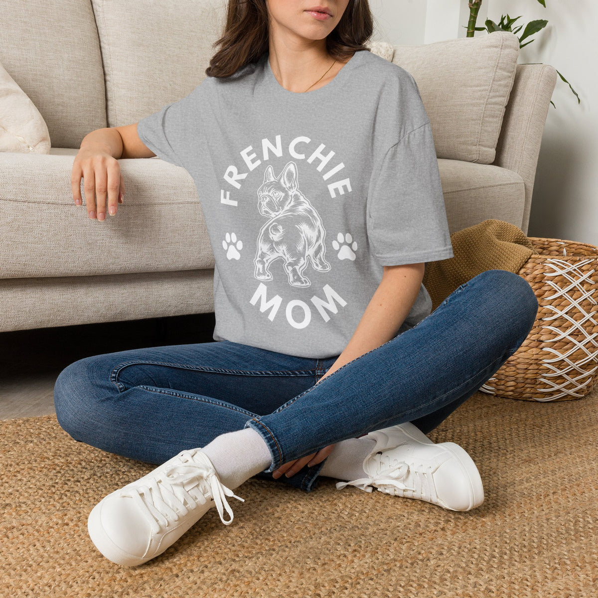 FRENCHIE MOM wht T SHIRT